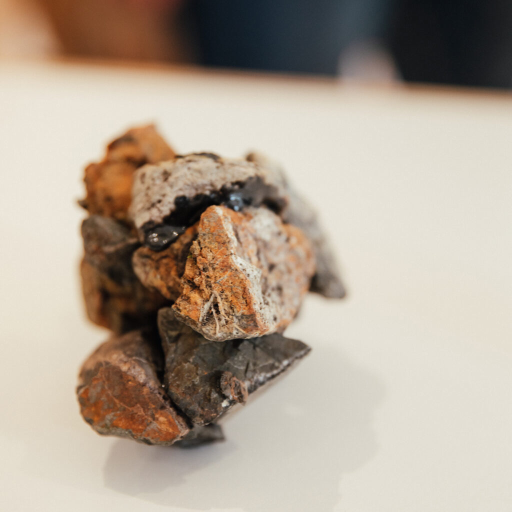 Pixiel 8.1 - micaceous hematite